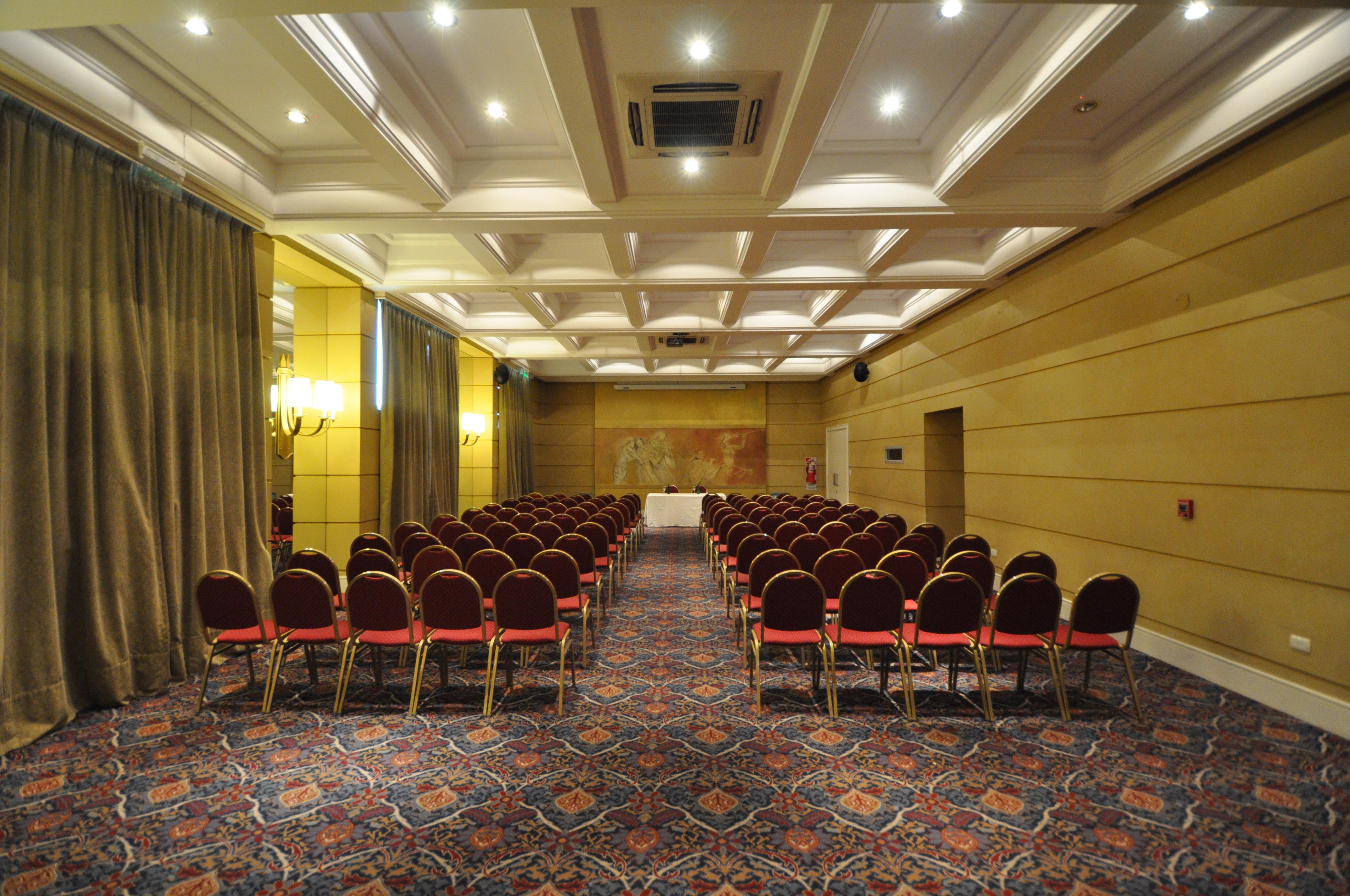 Amerian Executive Mendoza Hotel Exterior photo