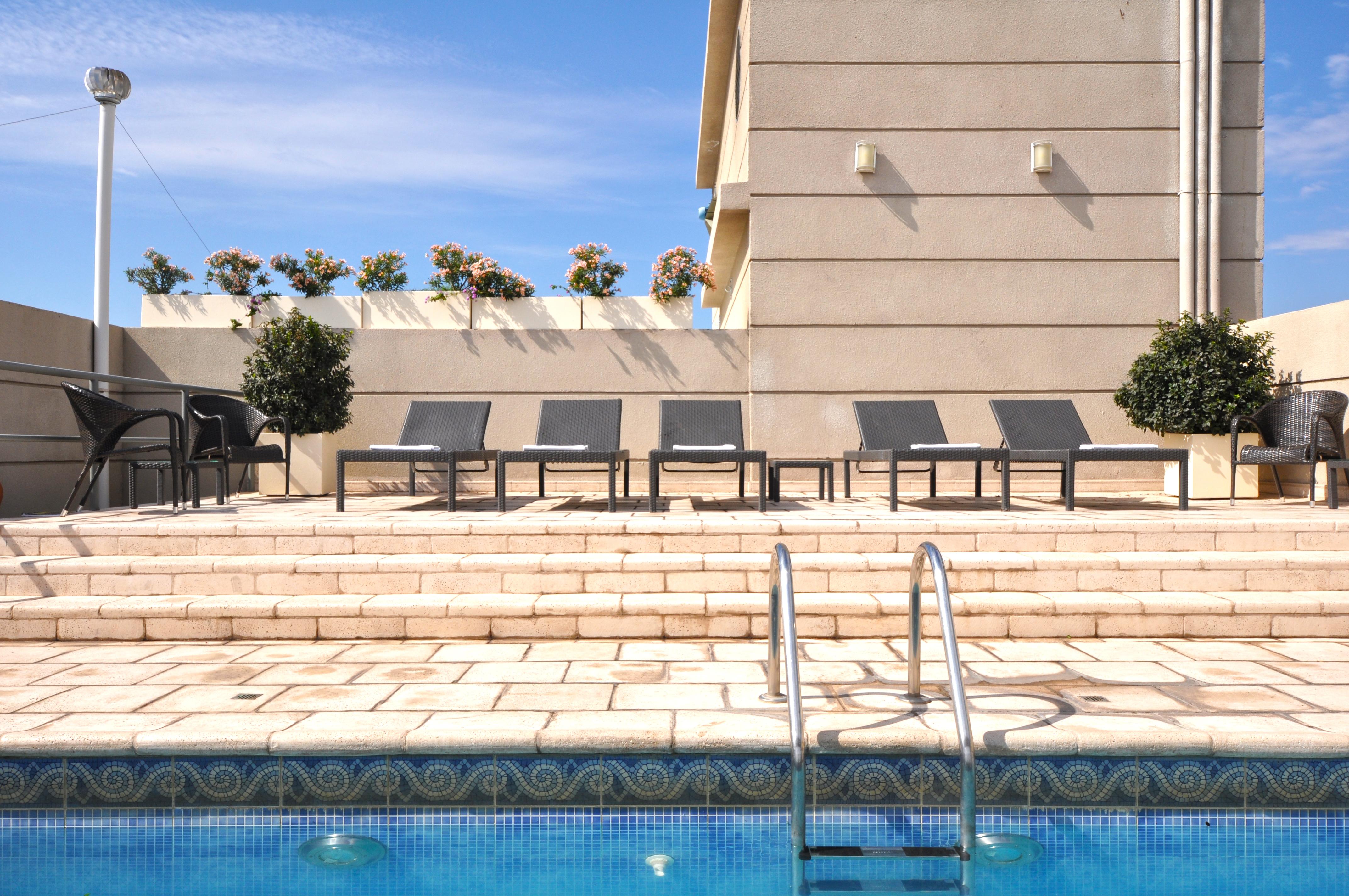 Amerian Executive Mendoza Hotel Exterior photo