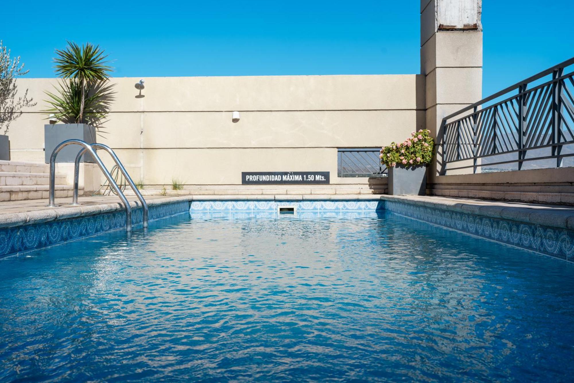 Amerian Executive Mendoza Hotel Exterior photo